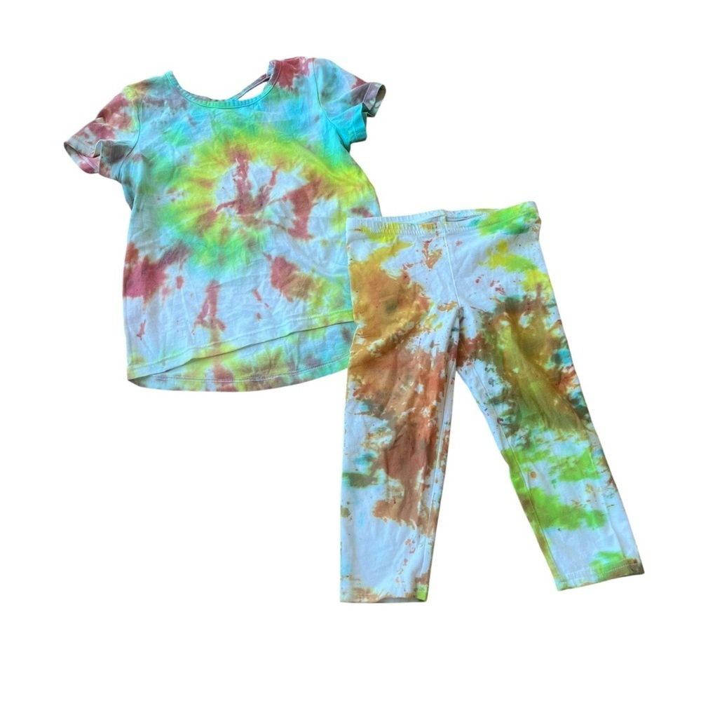Old Navy Girls Tie Dye T-Shirt & Cropped Leggings Set Size Small 6-7 Rainbow